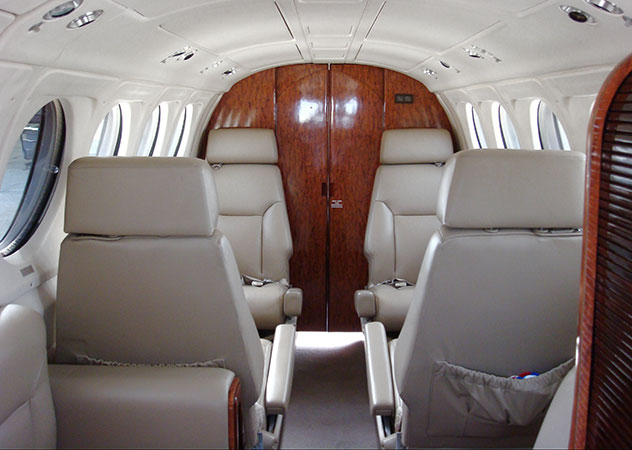 kingair 200 interiot
