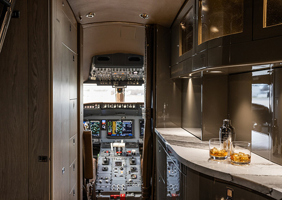 Challenger 604 galley1 challenger 604 galley1