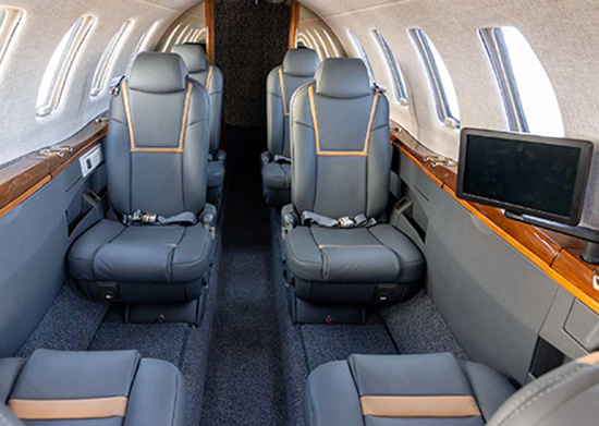 cj4 n590nj interior2