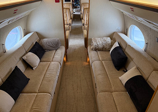 gulfstreatm g iv a interior3