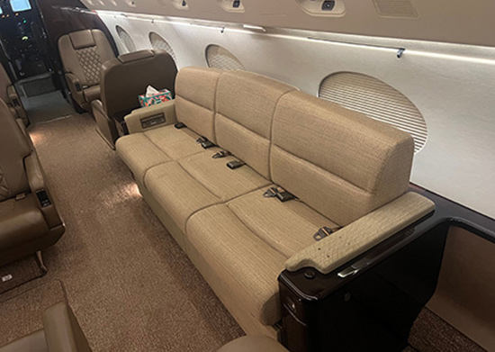 gulfstreatm g iv b interior3