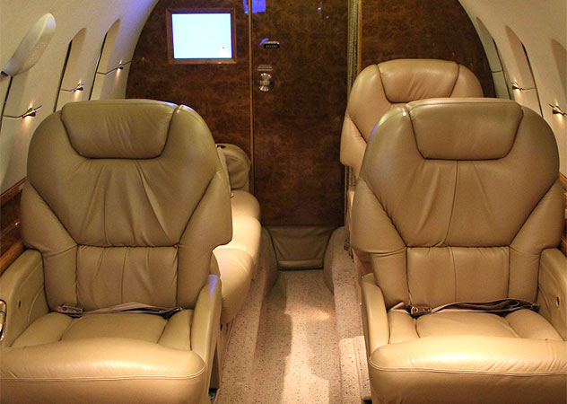 hawker 800xp interior